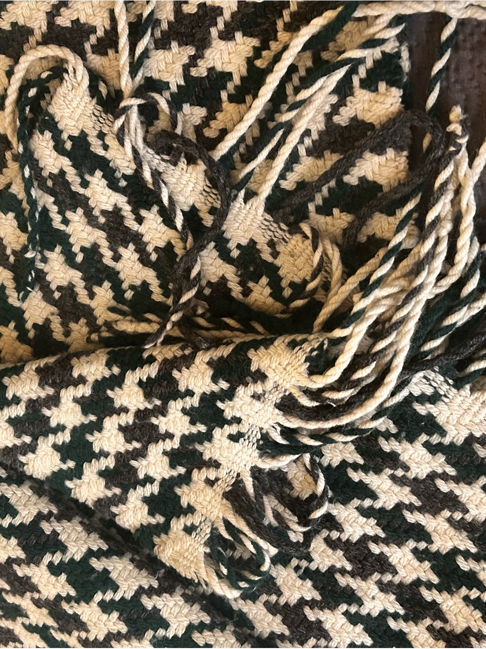 Banana Republic Green & Cream Houndstooth Woven Throw